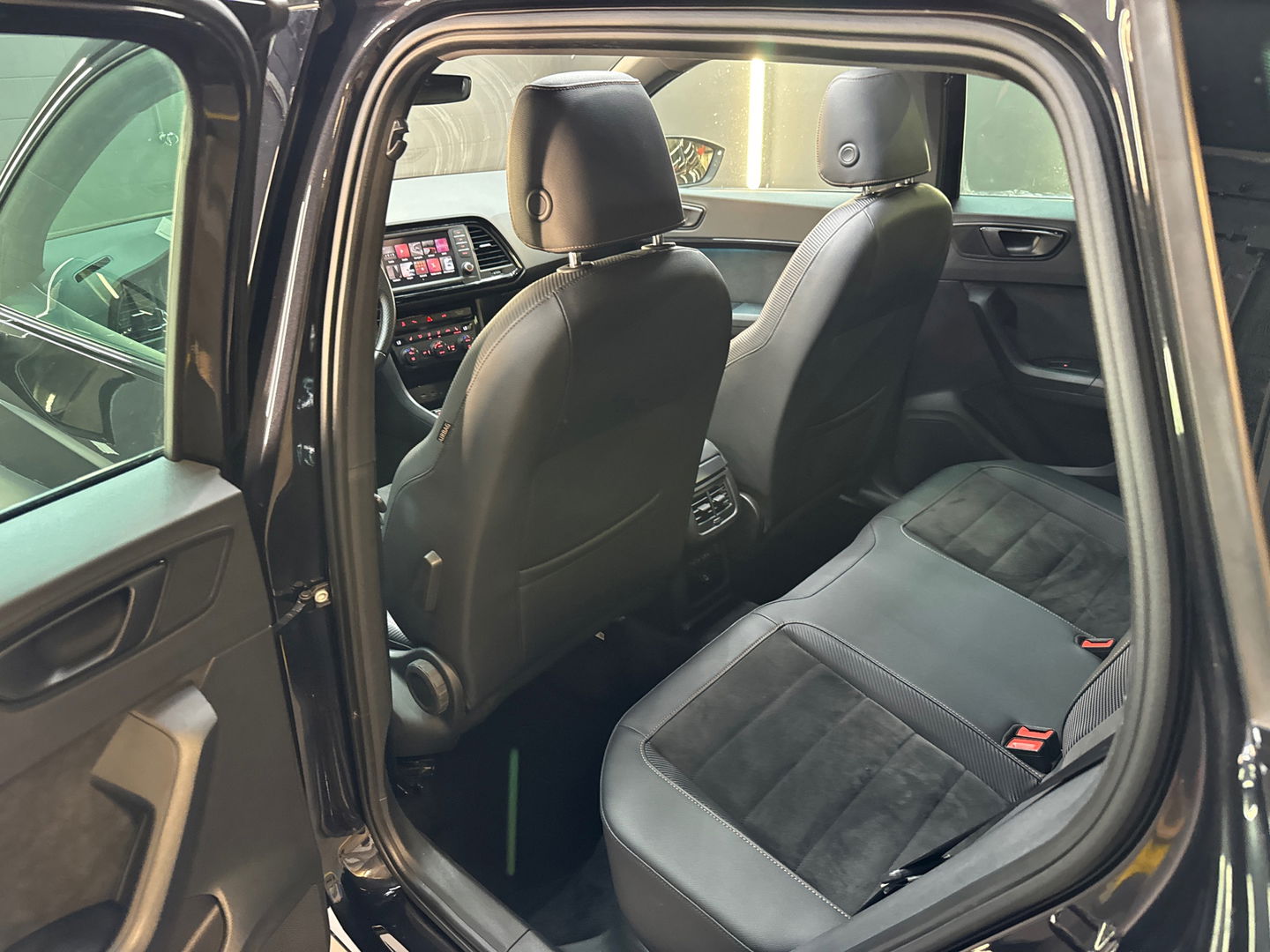 CUPRA Ateca 2.0 TSI 4DRIVE Pano|Beats|Keyl|360c|Trekhaak|VOL