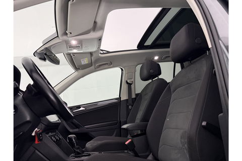 Volkswagen Tiguan 1.5 TSI ACT 150PK R-Line Black Style Pano Sfeer LED Camera Carplay Head-up Virtual Dynaudio Clima Cruise Navi PDC 20''LMV