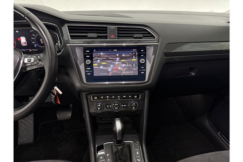 Volkswagen Tiguan 1.5 TSI ACT 150PK R-Line Black Style Pano Sfeer LED Camera Carplay Head-up Virtual Dynaudio Clima Cruise Navi PDC 20''LMV