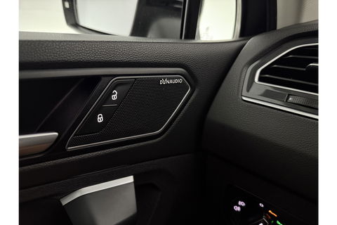 Volkswagen Tiguan 1.5 TSI ACT 150PK R-Line Black Style Pano Sfeer LED Camera Carplay Head-up Virtual Dynaudio Clima Cruise Navi PDC 20''LMV