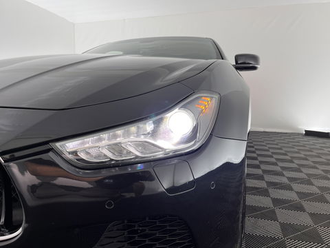 Maserati Ghibli 3.0 S Q4 Sports-Pack Aut. *LUXURY-LEATHER | BI-XENON | HARMAN/KARDON-SOUNDSYTEM | NAVI-FULLMAP | HEATED-SPORTSEATS | SHIFT-PADDLES | KEYLESS | CAMERA | ECC | PDC | CRUISE | 21''ALU*