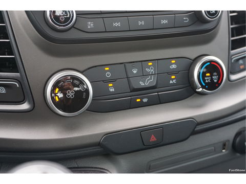 Ford Transit 350L Open laadbak 170PK Dubbellucht L3 Airco, Camera, 3.5T, 230V Omv. Trekhaak! NR. 411