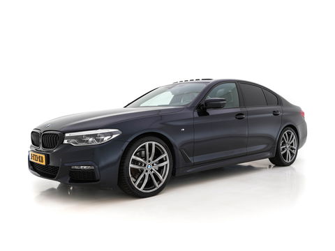 BMW 5 Serie 520d xDrive M-Sport-Pack High Executive Aut. *PANO | LUXURY-LEATHER | FULL-LED | HEAD-UP | DIGI-COCKPIT | NAVI-FULLMAP | TOP-VIEW | MEMORY-PACK | ECC | AMBIENT-LIGHT | PDC | CRUISE | SHIFT-PADDLES | TOWBAR  | 20''ALU*