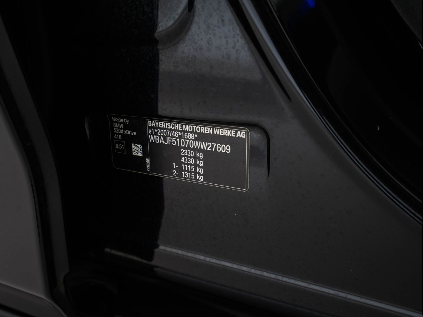 BMW 5 Serie 520d xDrive M-Sport-Pack High Executive Aut. *PANO | LUXURY-LEATHER | FULL-LED | HEAD-UP | DIGI-COCKPIT | NAVI-FULLMAP | TOP-VIEW | MEMORY-PACK | ECC | AMBIENT-LIGHT | PDC | CRUISE | SHIFT-PADDLES | TOWBAR  | 20''ALU*