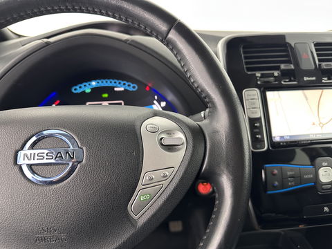 Nissan Leaf Tekna 24 kWh Aut. *LUXURY-LEATHER | FULL-LED | BOSE-SURROUND | TOP-VIEW | KEYLESS | NAVI-FULLMAP | ECC | HEATED-COMFORT-SEATS | CAMERA | DIGI-COCKPIT | 17"ALU*