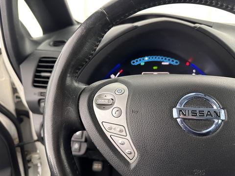 Nissan Leaf Tekna 24 kWh Aut. *LUXURY-LEATHER | FULL-LED | BOSE-SURROUND | TOP-VIEW | KEYLESS | NAVI-FULLMAP | ECC | HEATED-COMFORT-SEATS | CAMERA | DIGI-COCKPIT | 17"ALU*