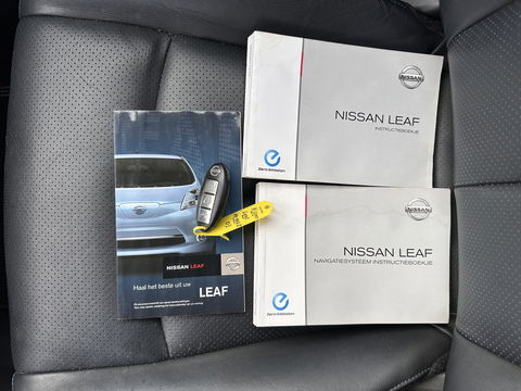 Nissan Leaf Tekna 24 kWh Aut. *LUXURY-LEATHER | FULL-LED | BOSE-SURROUND | TOP-VIEW | KEYLESS | NAVI-FULLMAP | ECC | HEATED-COMFORT-SEATS | CAMERA | DIGI-COCKPIT | 17"ALU*