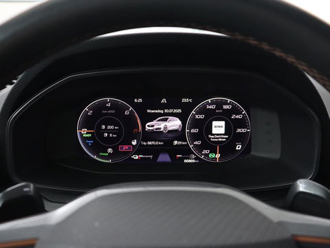 CUPRA Leon 1.4 e-Hybrid VZ | 245pk | Stoel & stuurverwarming | Camera | Sfeerverlichting | Park Assist | Keyless | Navigatie | Full LED | Sportstoelen | PHEV