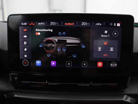 CUPRA Leon 1.4 e-Hybrid VZ | 245pk | Stoel & stuurverwarming | Camera | Sfeerverlichting | Park Assist | Keyless | Navigatie | Full LED | Sportstoelen | PHEV