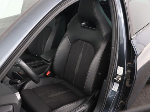 CUPRA Leon 1.4 e-Hybrid VZ | 245pk | Stoel & stuurverwarming | Camera | Sfeerverlichting | Park Assist | Keyless | Navigatie | Full LED | Sportstoelen | PHEV