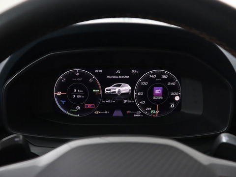 CUPRA Leon 1.4 e-Hybrid VZ | 245pk | Leder | Stoel & stuurverwarming | Adaptive cruise | Memory | Camera | Sfeerverlichting | Keyless | Full LED | PHEV