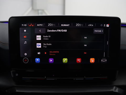 CUPRA Leon 1.4 e-Hybrid VZ | 245pk | Leder | Stoel & stuurverwarming | Adaptive cruise | Memory | Camera | Sfeerverlichting | Keyless | Full LED | PHEV