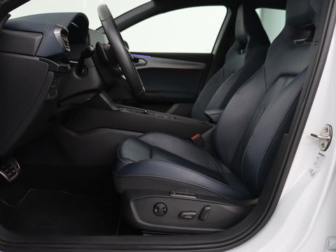 CUPRA Leon 1.4 e-Hybrid VZ | 245pk | Leder | Stoel & stuurverwarming | Adaptive cruise | Memory | Camera | Sfeerverlichting | Keyless | Full LED | PHEV