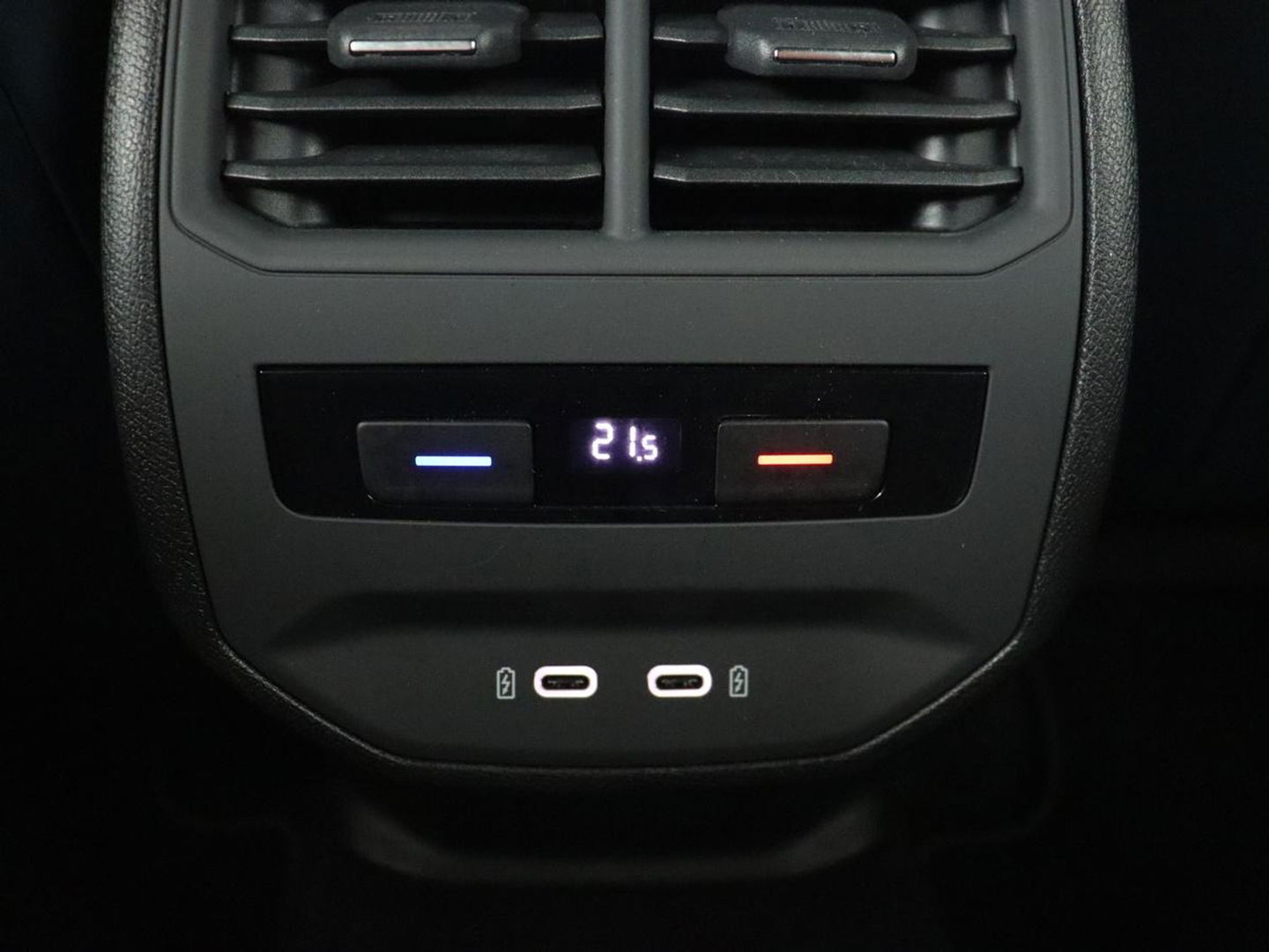 CUPRA Leon 1.4 e-Hybrid VZ | 245pk | Leder | Stoel & stuurverwarming | Adaptive cruise | Memory | Camera | Sfeerverlichting | Keyless | Full LED | PHEV