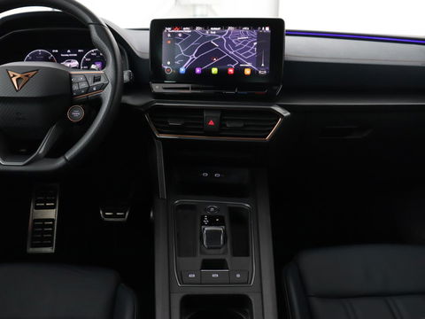 CUPRA Leon 1.4 e-Hybrid VZ | 245pk | Leder | Stoel & stuurverwarming | Adaptive cruise | Memory | Camera | Sfeerverlichting | Keyless | Full LED | PHEV