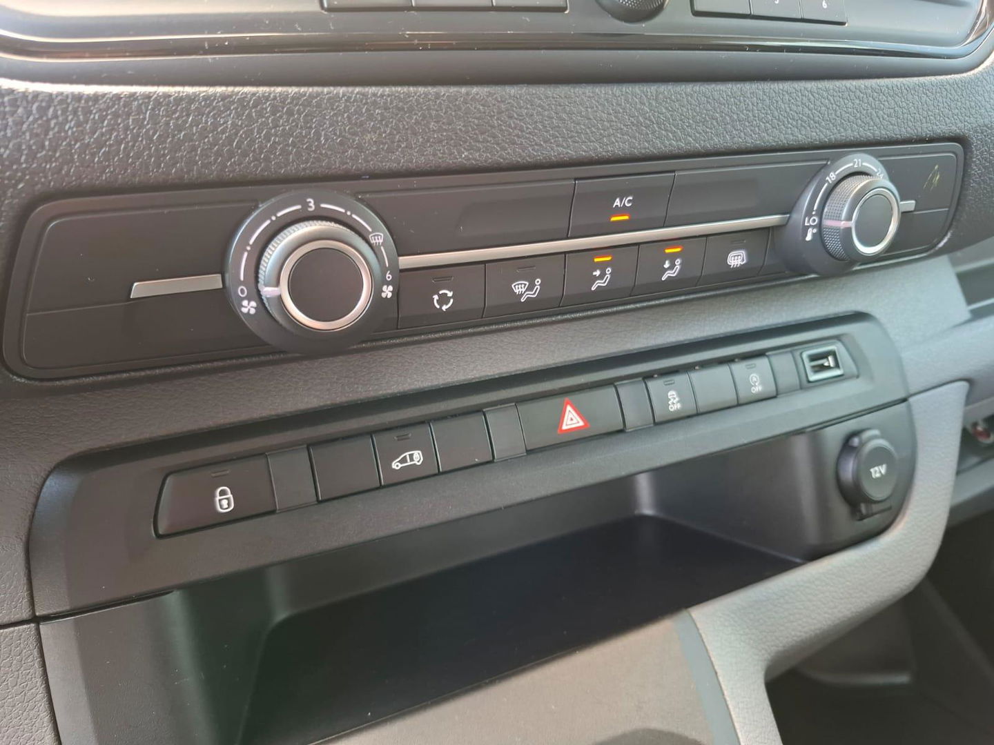 Opel Vivaro 1.5 CDTI L1H1 Edition AIRCO / CRUISE CONTROLE / 3 ZITS / N.A.P