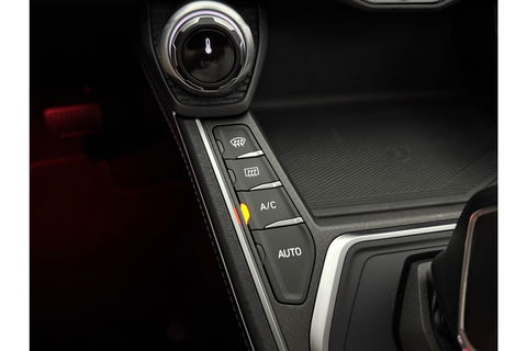 Lynk Co 01 1.5 262PK 360Camera Memory ACC Pano LED Sfeer Virtual Carplay Clima Navi PDC 20"LMV