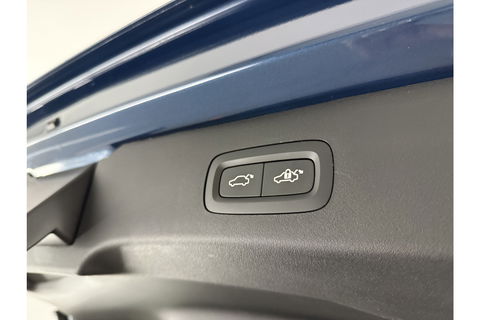 Lynk Co 01 1.5 262PK 360Camera Memory ACC Pano LED Sfeer Virtual Carplay Clima Navi PDC 20"LMV