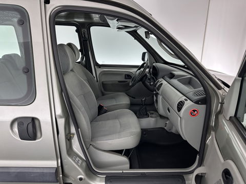 Renault Kangoo 1.6-16V Privilège *AIRCO | COMFORT-SEATS | TOWBAR | CRUISE | CAMERA | RADIO*