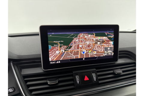 Audi Q5 55 TFSI e Quattro S-line 327PK Camera LED Virtual ACC Clima Navi 20"LMV PDC