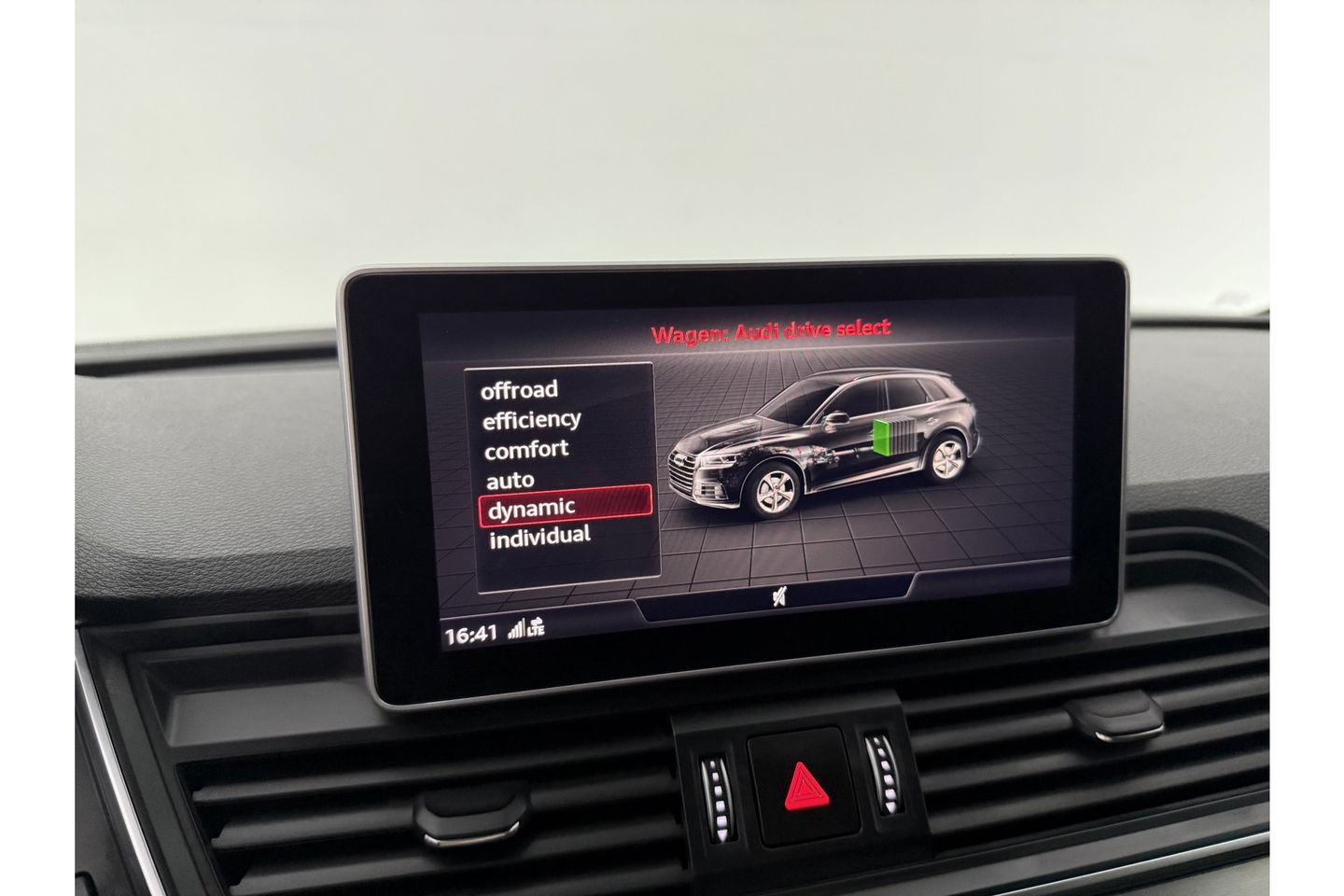 Audi Q5 55 TFSI e Quattro S-line 327PK Camera LED Virtual ACC Clima Navi 20"LMV PDC