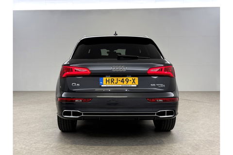 Audi Q5 55 TFSI e Quattro S-line 327PK Camera LED Virtual ACC Clima Navi 20"LMV PDC