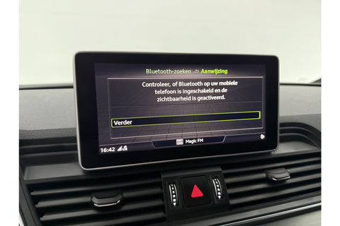 Audi Q5 55 TFSI e Quattro S-line 327PK Camera LED Virtual ACC Clima Navi 20"LMV PDC