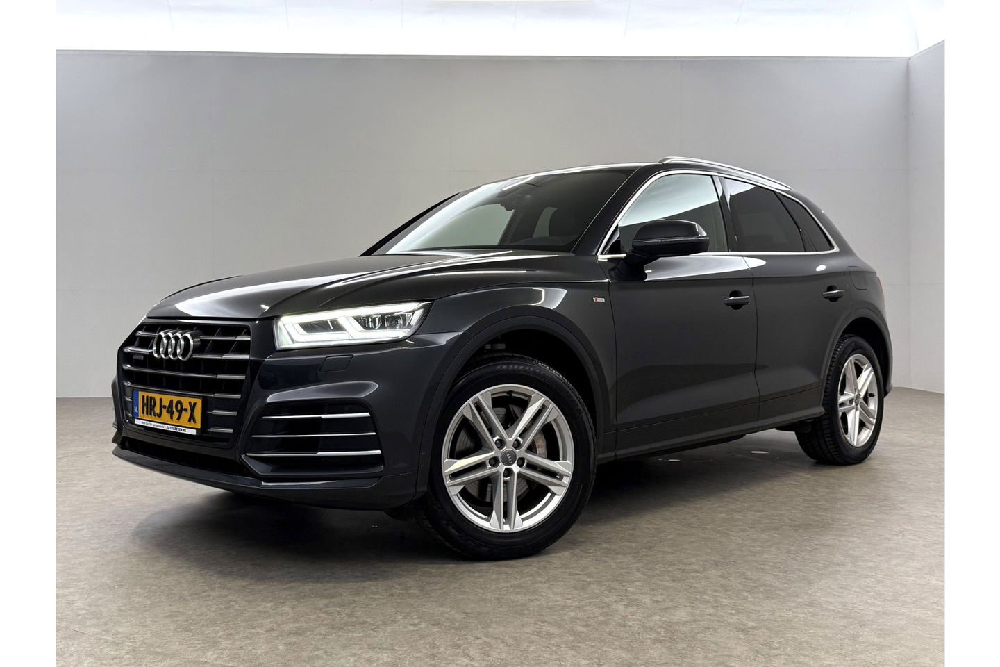 Audi Q5 55 TFSI e Quattro S-line 327PK Camera LED Virtual ACC Clima Navi 20"LMV PDC