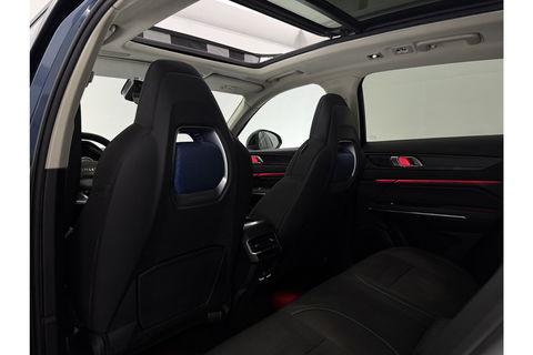 Lynk Co 01 1.5 | UNIEK Matte Grijs | 262PK Pano LED Sfeer 360Camera Memory ACC Virtual Carplay Clima Navi 20"LMV