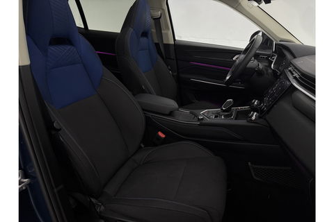 Lynk Co 01 1.5 | UNIEK Matte Grijs | 262PK Pano LED Sfeer 360Camera Memory ACC Virtual Carplay Clima Navi 20"LMV