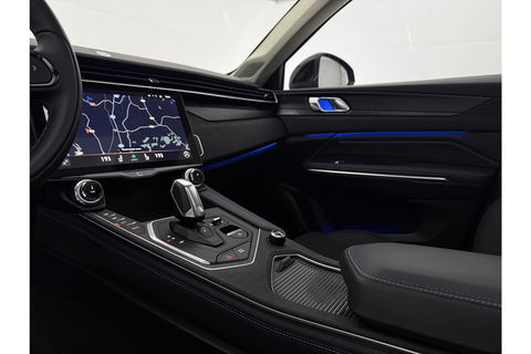 Lynk Co 01 1.5 | UNIEK Matte Grijs | 262PK Pano LED Sfeer 360Camera Memory ACC Virtual Carplay Clima Navi 20"LMV
