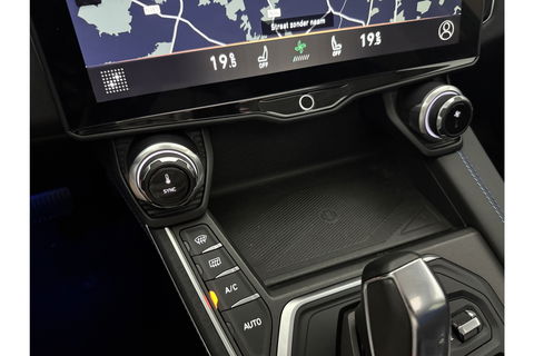 Lynk Co 01 1.5 | UNIEK Matte Grijs | 262PK Pano LED Sfeer 360Camera Memory ACC Virtual Carplay Clima Navi 20"LMV