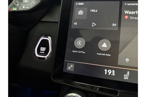 Lynk Co 01 1.5 | UNIEK Matte Grijs | 262PK Pano LED Sfeer 360Camera Memory ACC Virtual Carplay Clima Navi 20"LMV