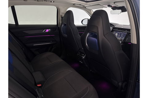 Lynk Co 01 1.5 | UNIEK Matte Grijs | 262PK Pano LED Sfeer 360Camera Memory ACC Virtual Carplay Clima Navi 20"LMV