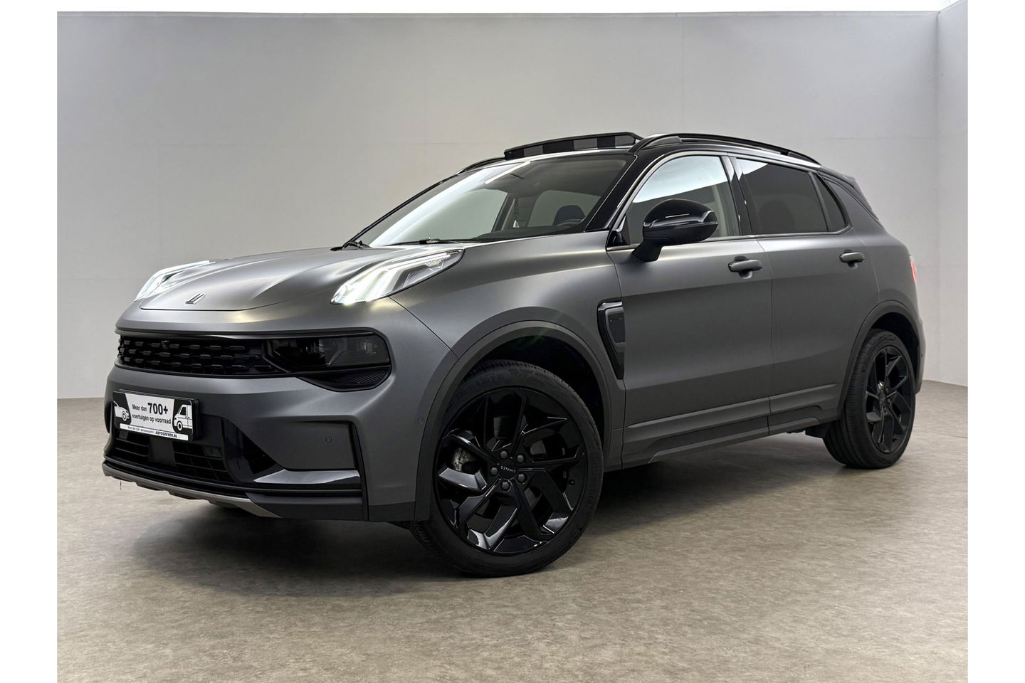 Lynk Co 01 1.5 | UNIEK Matte Grijs | 262PK Pano LED Sfeer 360Camera Memory ACC Virtual Carplay Clima Navi 20"LMV