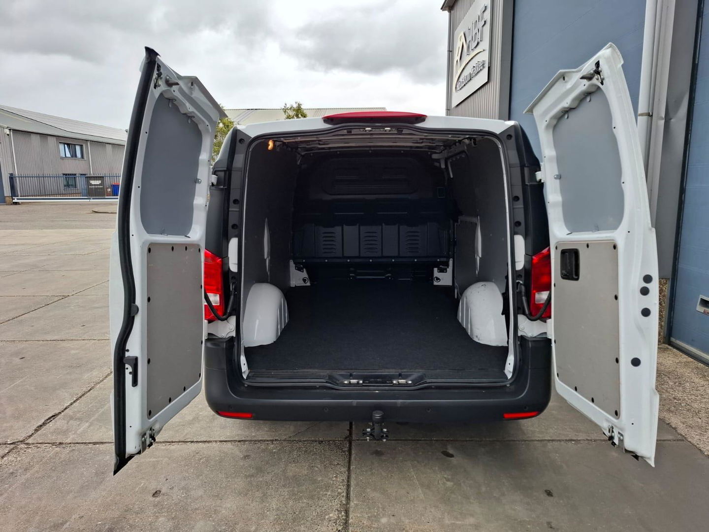 Mercedes-Benz Vito 116 CDI Lang AIRCO / CRUISE CONTROLE / NAVI / L2H1