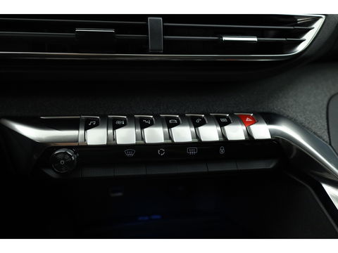 Peugeot 5008 1.2 PureTech GT-Line 7pers. | Pano | Trekhaak | Camera | Dodehoek | Apple CarPlay & Android Auto |