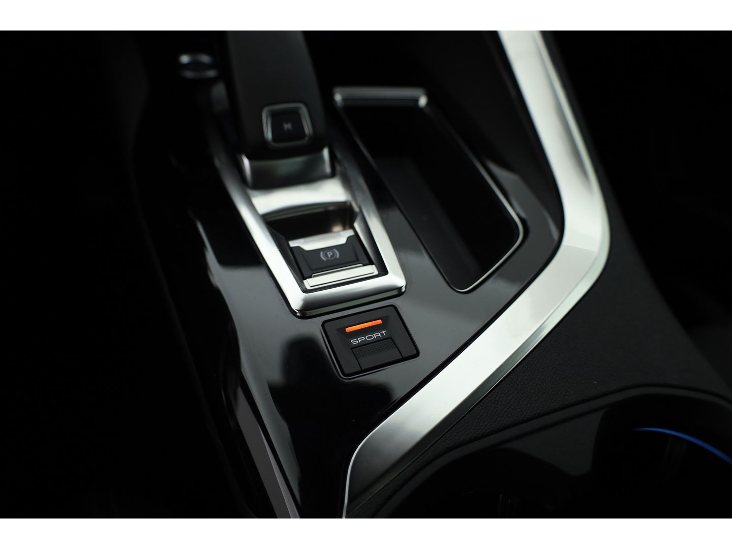 Peugeot 5008 1.2 PureTech GT-Line 7pers. | Pano | Trekhaak | Camera | Dodehoek | Apple CarPlay & Android Auto |