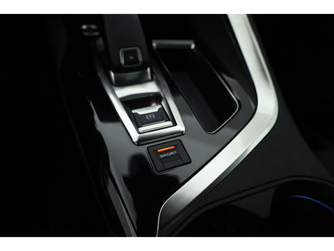 Peugeot 5008 1.2 PureTech GT-Line 7pers. | Pano | Trekhaak | Camera | Dodehoek | Apple CarPlay & Android Auto |