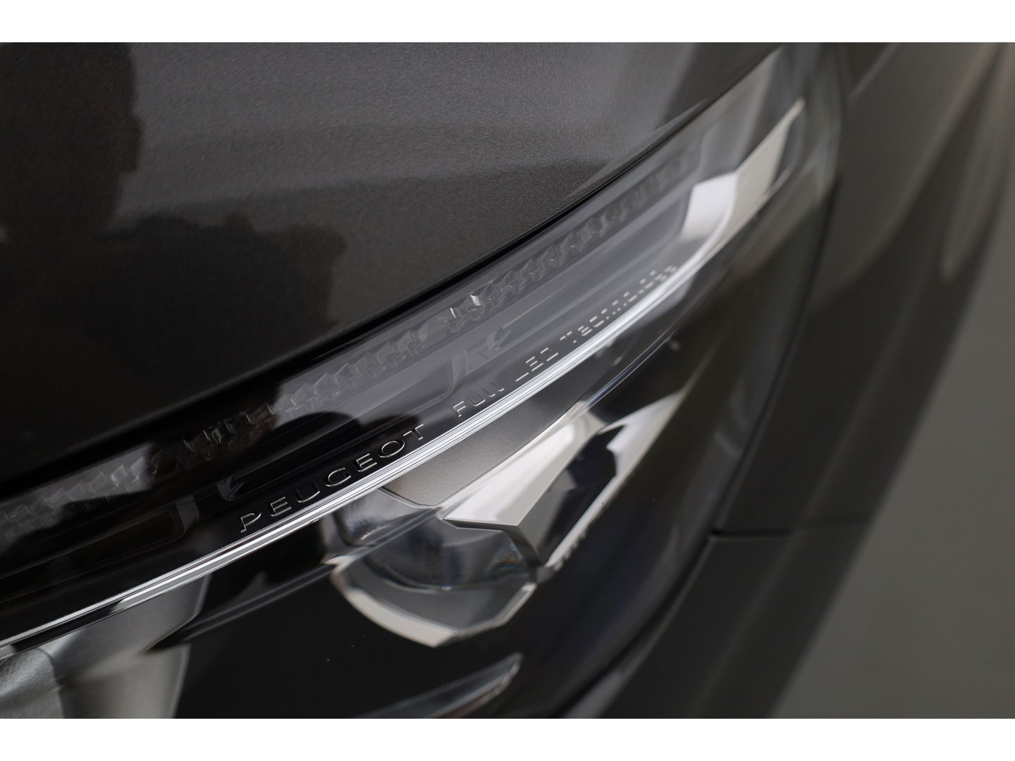 Peugeot 5008 1.2 PureTech GT-Line 7pers. | Pano | Trekhaak | Camera | Dodehoek | Apple CarPlay & Android Auto |