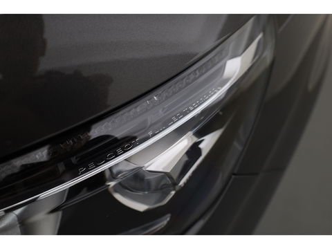 Peugeot 5008 1.2 PureTech GT-Line 7pers. | Pano | Trekhaak | Camera | Dodehoek | Apple CarPlay & Android Auto |