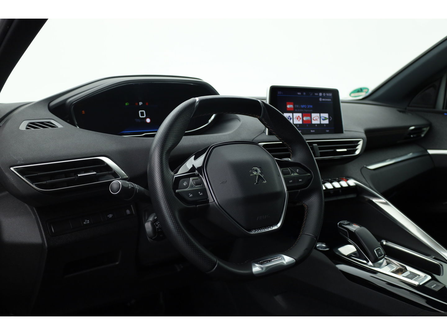 Peugeot 5008 1.2 PureTech GT-Line 7pers. | Pano | Trekhaak | Camera | Dodehoek | Apple CarPlay & Android Auto |