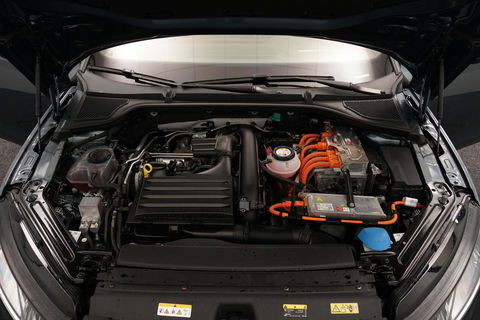 Škoda Octavia Combi 1.4 TSI RS iV PHEV Business 245PK|RS SEATS|PANO