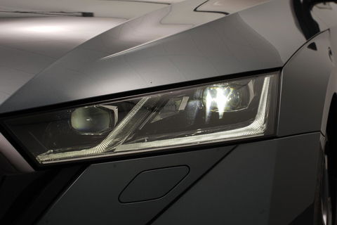 Škoda Octavia Combi 1.4 TSI RS iV PHEV Business 245PK|RS SEATS|PANO
