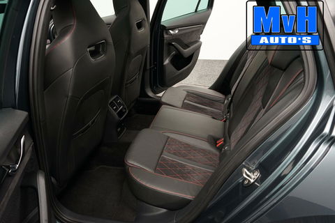 Škoda Octavia Combi 1.4 TSI RS iV PHEV Business 245PK|RS SEATS|PANO