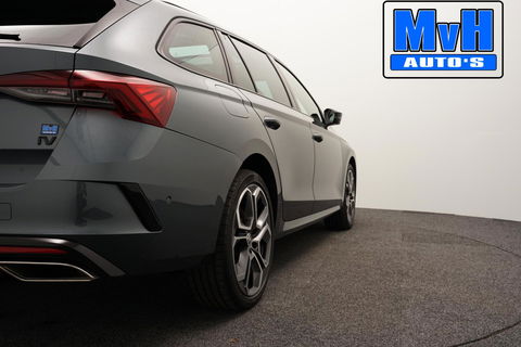 Škoda Octavia Combi 1.4 TSI RS iV PHEV Business 245PK|RS SEATS|PANO