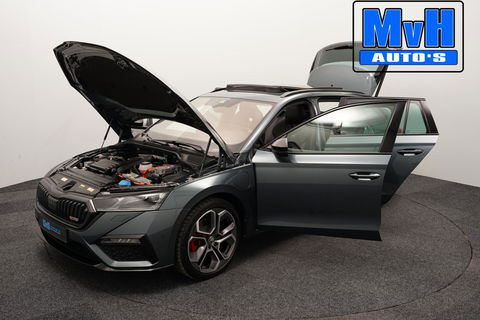 Škoda Octavia Combi 1.4 TSI RS iV PHEV Business 245PK|RS SEATS|PANO