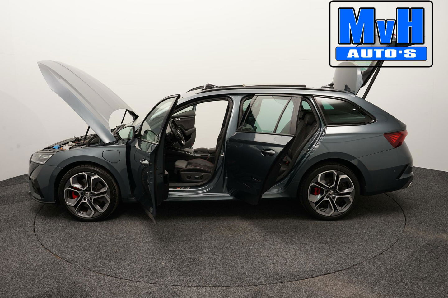 Škoda Octavia Combi 1.4 TSI RS iV PHEV Business 245PK|RS SEATS|PANO