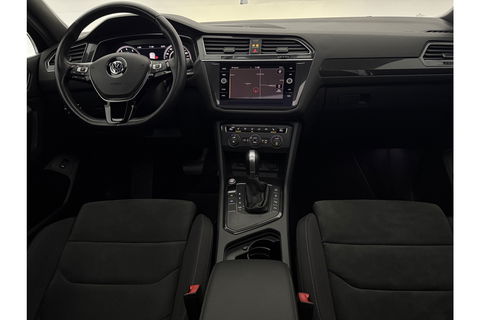 Volkswagen Tiguan Allspace 1.4 TSI R-line DSG Pano LED Dynaudio Camera Carplay ACC Clima Trekhaak Virtual Navi PDC 19"LMV