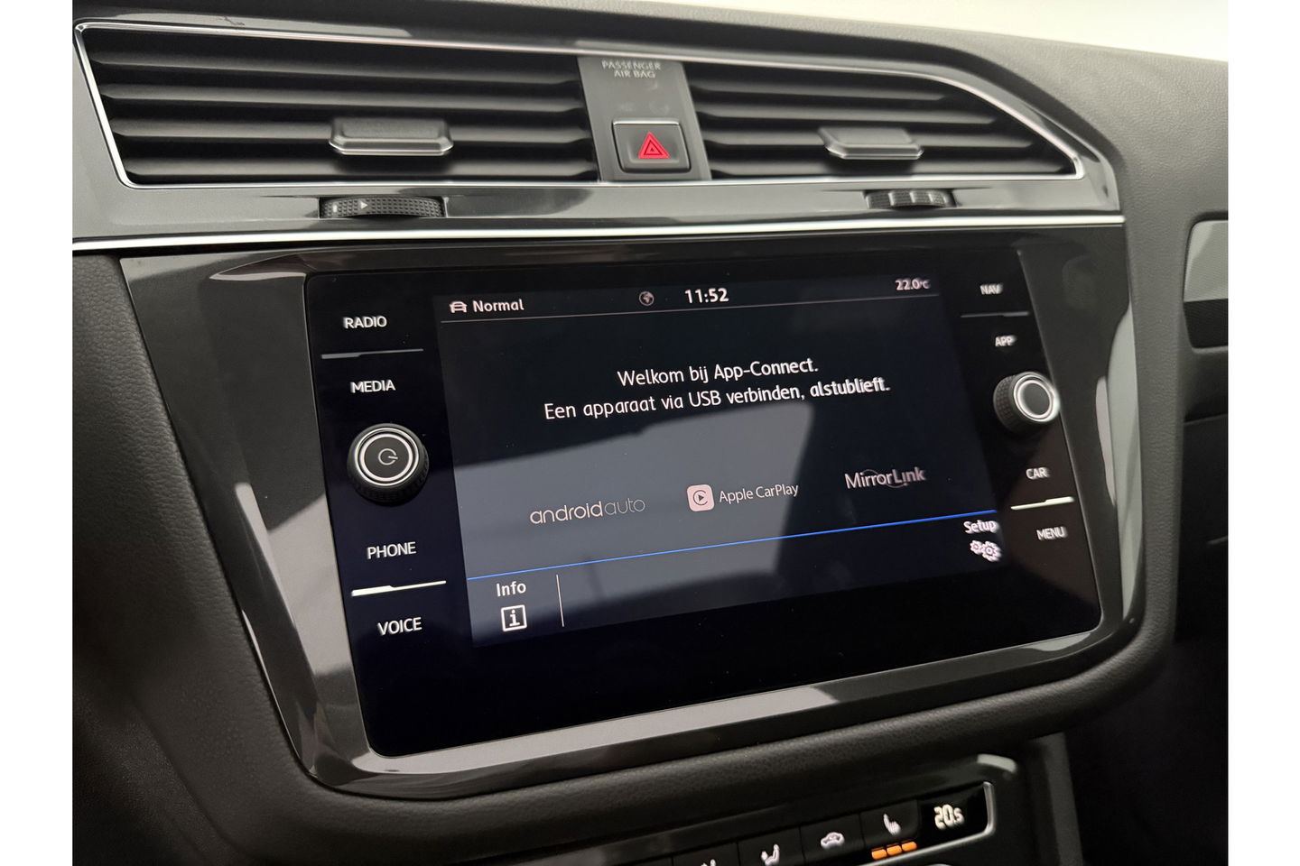 Volkswagen Tiguan Allspace 1.4 TSI R-line DSG Pano LED Dynaudio Camera Carplay ACC Clima Trekhaak Virtual Navi PDC 19"LMV